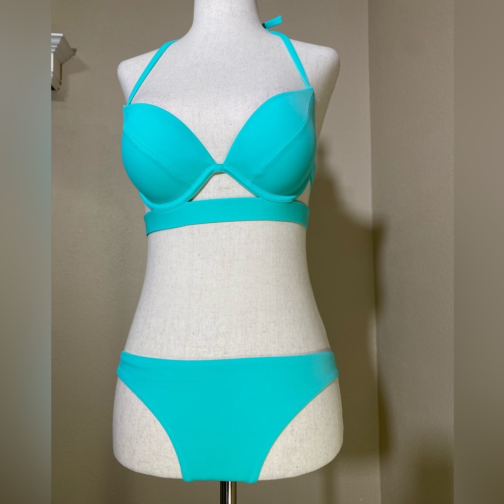 Victoria’s Secret - Cut-out Push Up Bikini